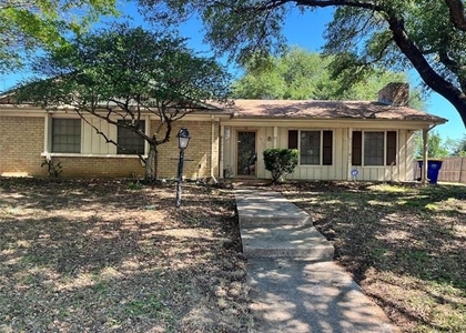 1413 Alford Drive - Photo 1
