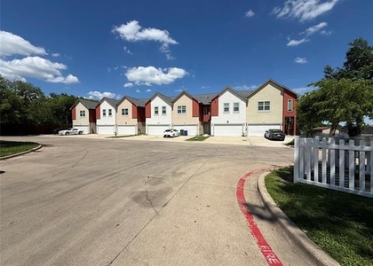 230 Heritage Court - Photo 1