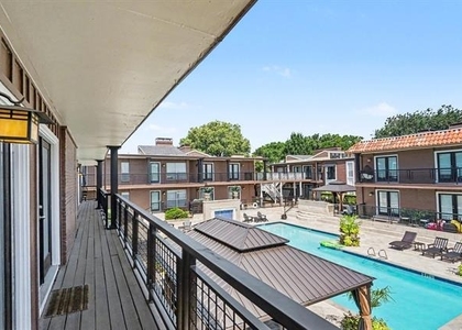 5926 Sandhurst Lane - Photo 1