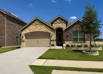 501 Breeds Hill Road - Photo 1