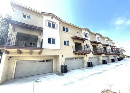 820 N Soldano - Photo 1