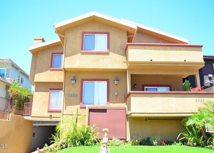 2469 Montrose Avenue - Photo 1
