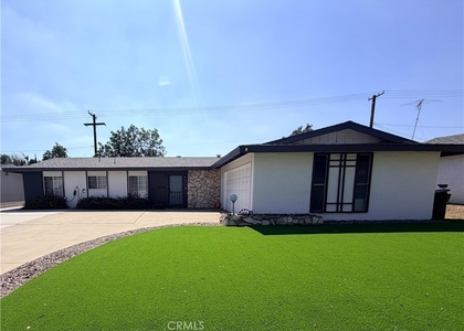 175 S Vallejo Way - Photo 1