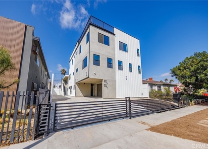 5933 Comey Avenue - Photo 1