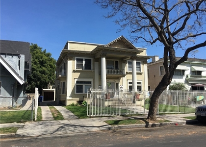 2710 Raymond Avenue - Photo 1