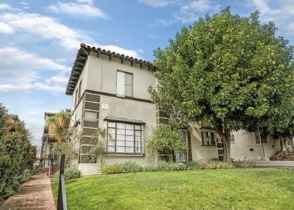 127 N Catalina Street - Photo 1