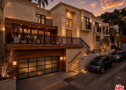 8721 Sunset Plaza Terrace - Photo 1