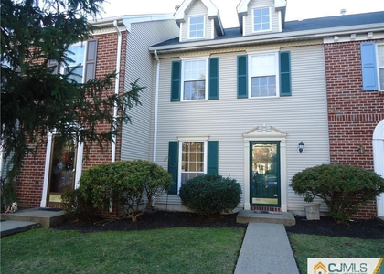 31 Kingston Run - Photo 1