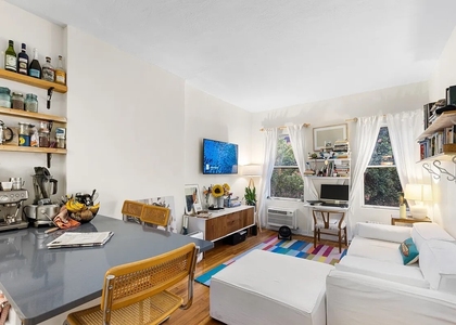 68 Perry Street - Photo 1