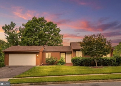 8811 Burbank Road - Photo 1