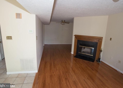 6128 Hoskins Hollow Circle - Photo 1