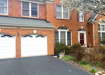 10504 Trowbridge Court - Photo 1