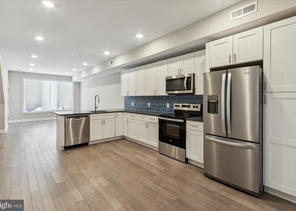 1407 N 8th Street - Photo 1