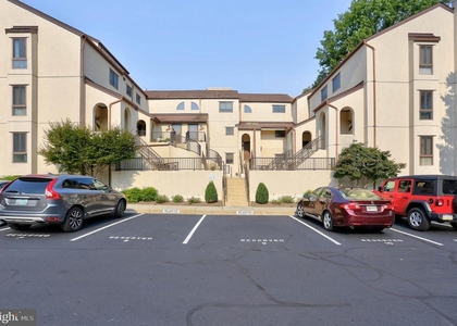 8906 Battery Place - Photo 1
