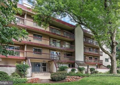 10300 Westlake Drive - Photo 1