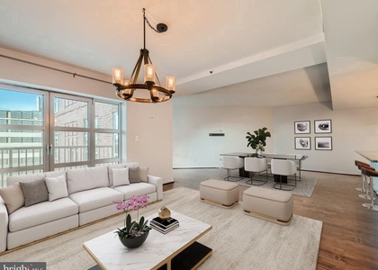 250 President Street - Photo 1