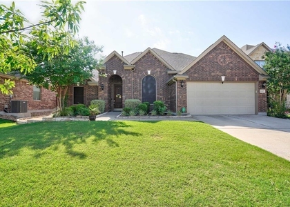 12407 Altamira St - Photo 1