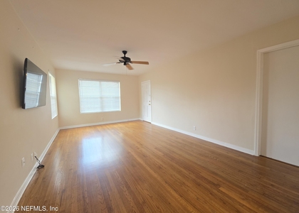 2931 St Johns Avenue - Photo 1