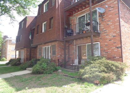 9729 S Ridgeland Avenue - Photo 1