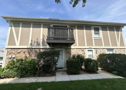 1080 Newport Harbor - Photo 1