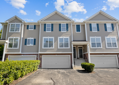2255 Hudson Circle - Photo 1