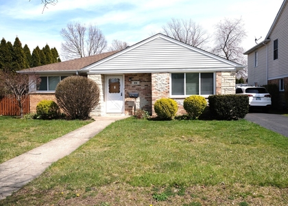 891 E Grant Drive - Photo 1