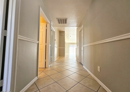 230 Hightower Avenue S - Photo 1