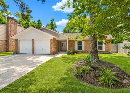 2114 River Village - Photo 1