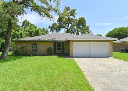 3615 Willie Way - Photo 1
