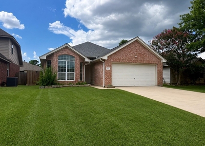980 Oak Falls Drive - Photo 1