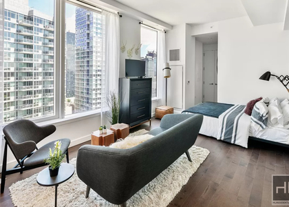 West 36th Street - Photo 1