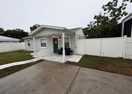 4714 W Lawn Avenue - Photo 1
