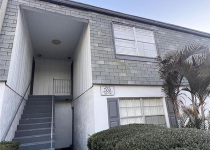 1000 S Semoran Boulevard - Photo 1