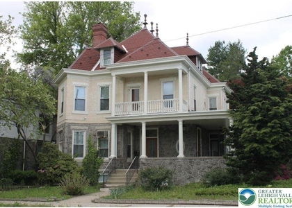 44 N 15th Street - Photo 1
