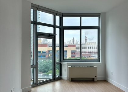 Center Boulevard - Photo 1