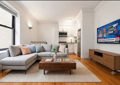 326 East 58th Street - Photo 1