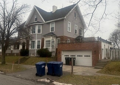942 Euclid Avenue - Photo 1