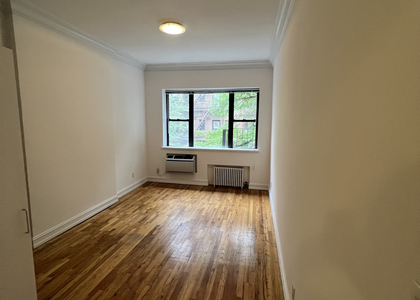 East 84th Street - Photo 1