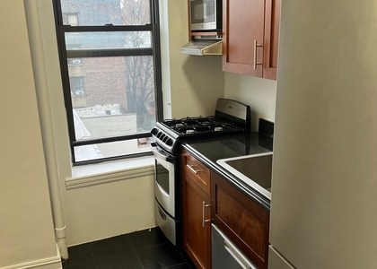 East 19th Street - Photo 1