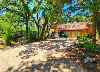 1815 Greenwood Drive - Photo 1