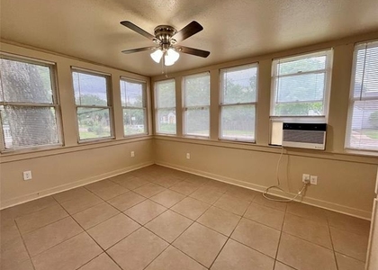 301 Amarillo Street - Photo 1