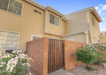 625 S Westwood Street - Photo 1