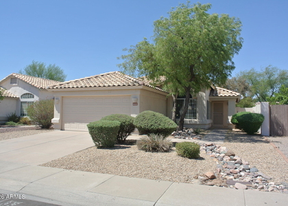 6814 W Louise Drive - Photo 1