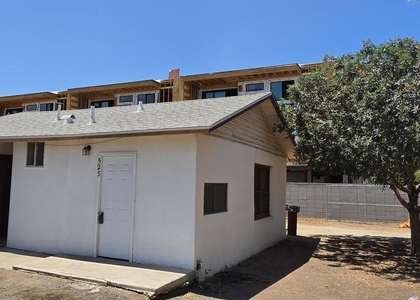 521 W 5th Street - Photo 1