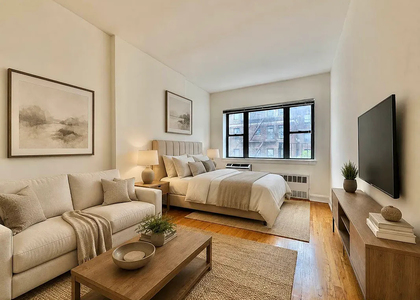EAST 84TH STREET - Photo 1