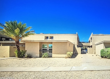2684 N 43rd Avenue - Photo 1