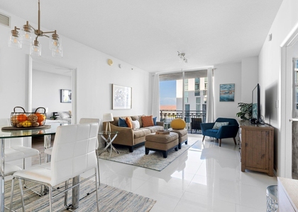 550 Okeechobee Boulevard - Photo 1