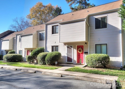 951 Hollywood Street - Photo 1