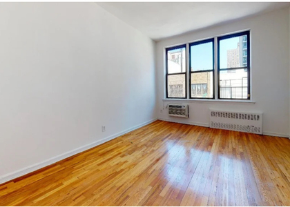 East 90th Street - Photo 1