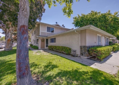 2646 Tiller Avenue - Photo 1